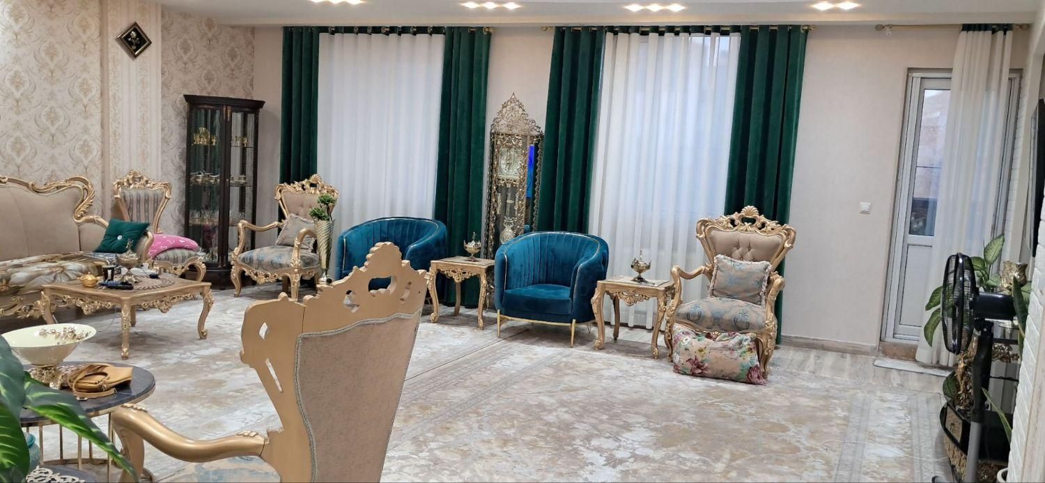 فروش واحدسعدی روبروی درمانگاه امام سجاد|فروش آپارتمان|اردبیل, |دیوار