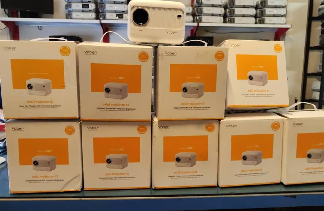 ویدیو پروژکتور پورتابل اتصال مستقیم به گوشی لپتاپ|تلویزیون و پروژکتور|تهران, فلسطین (میدان انقلاب)|دیوار