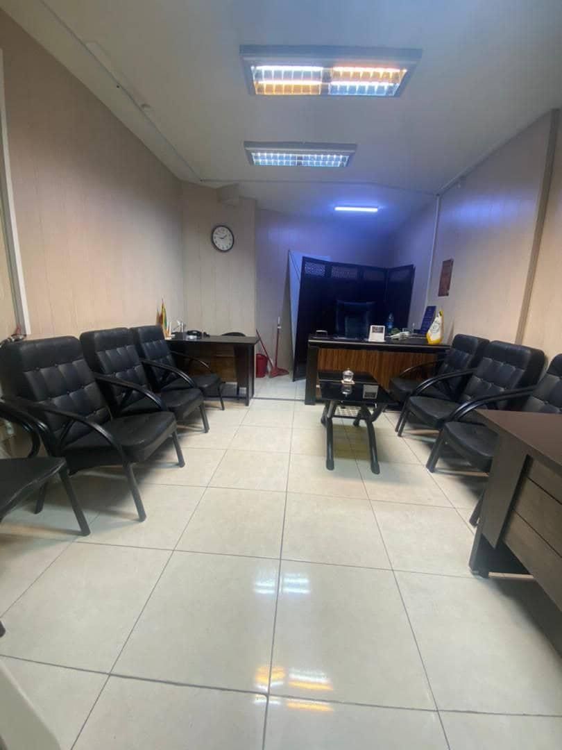 مغازه تجاری ۲۰ متری بلوار ارتش شهرک قائم|فروش دفتر کار، اتاق اداری، مطب|تهران, شهرک محلاتی|دیوار