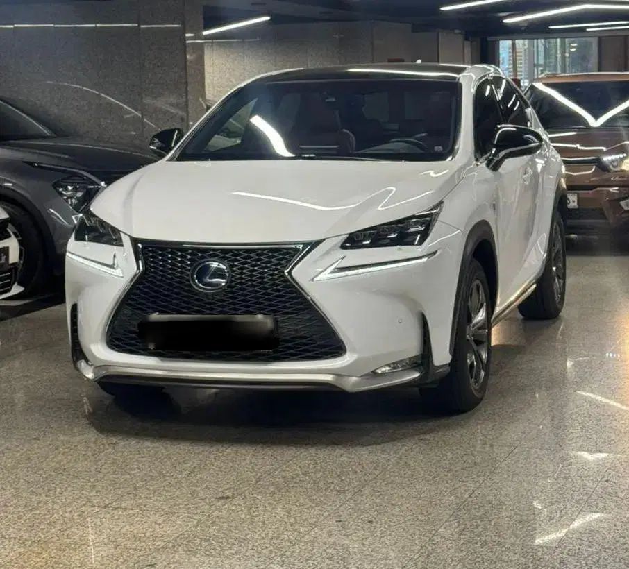 لکسوس NX 300 H 300 F، مدل ۲۰۱۷|خودرو سواری و وانت|تهران, ولنجک|دیوار