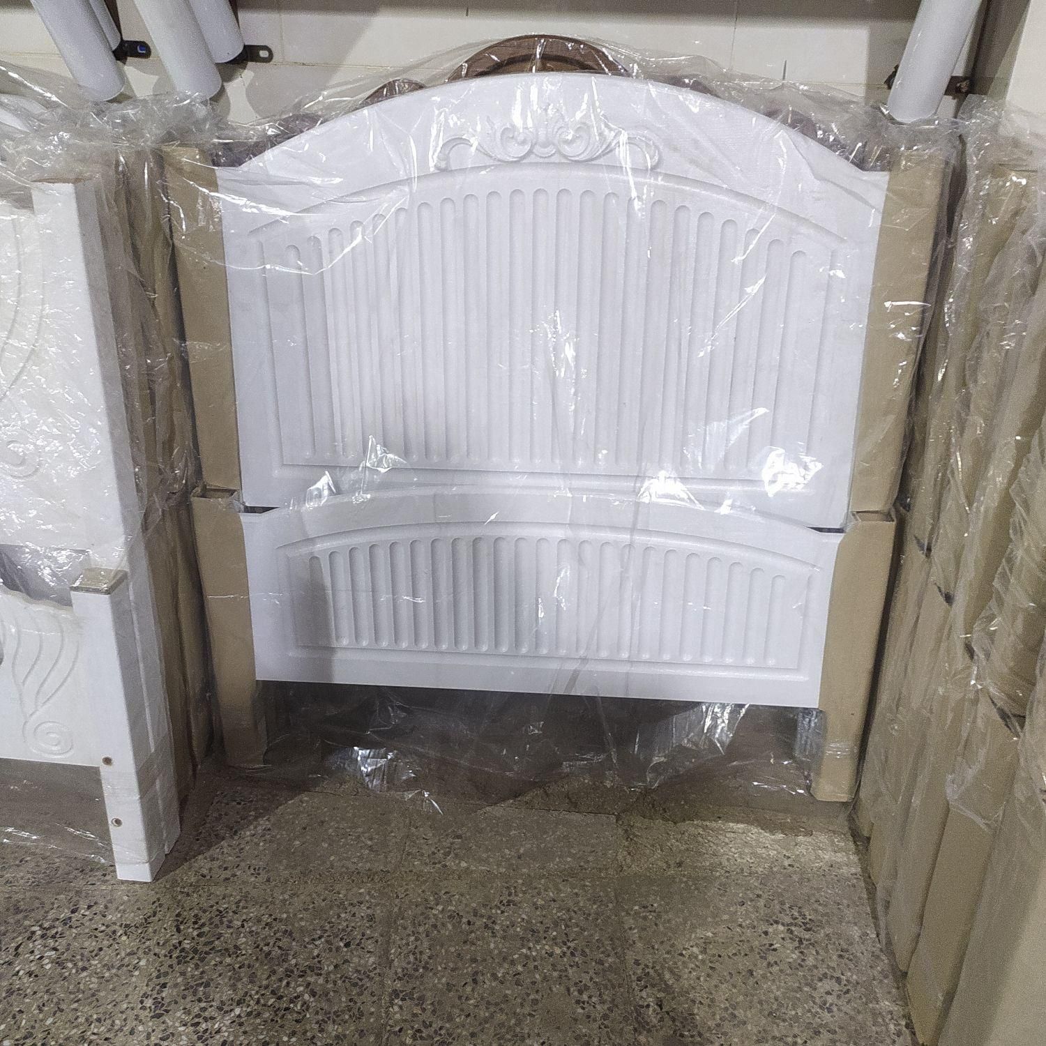 تخت خواب یک نفره|تخت و سرویس خواب|اصفهان, هفتون|دیوار