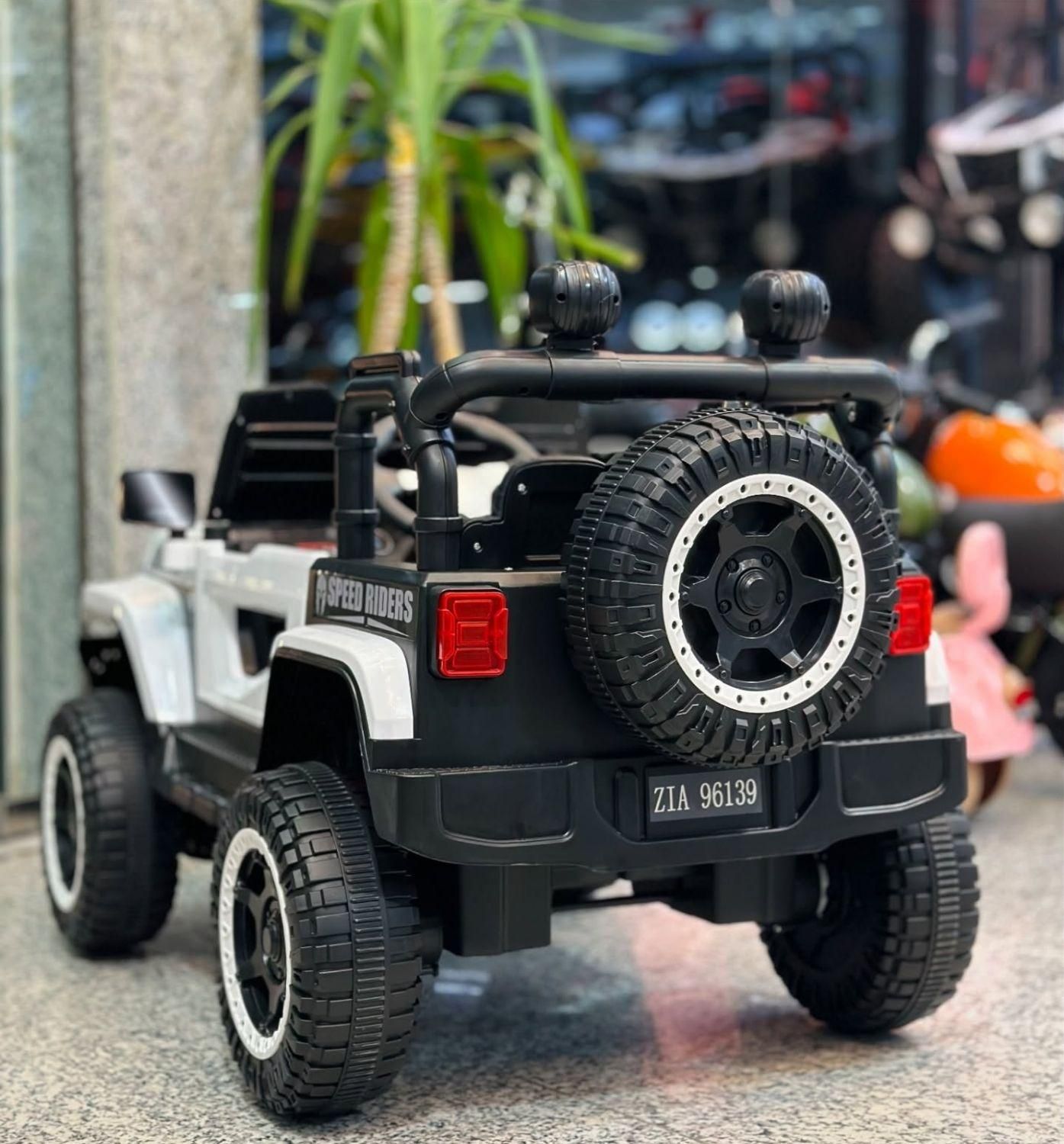 ماشین شارژی جیپ روبیکن سفارش امارات|اسباب‌بازی بچه|کرمانشاه, |دیوار