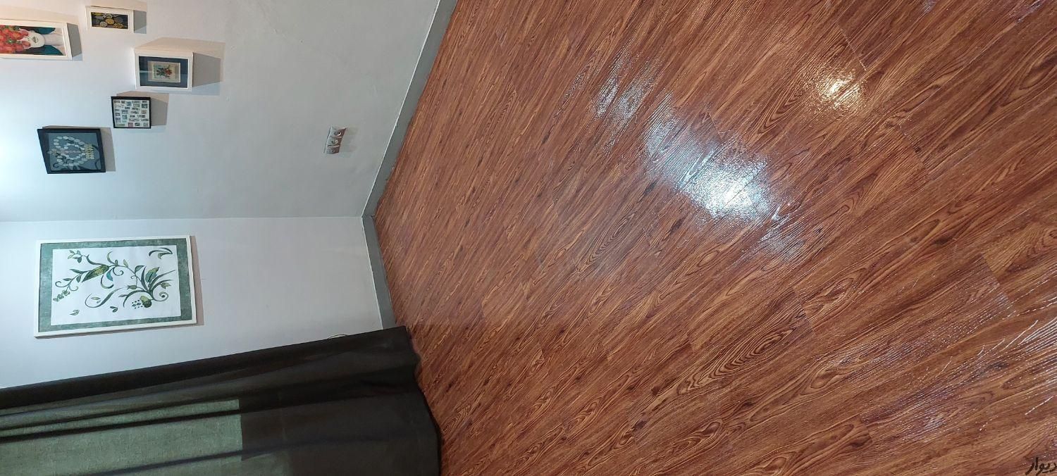 نصب وفروش کفپوش ولمینت|خدمات پیشه و مهارت|مشکیندشت, |دیوار