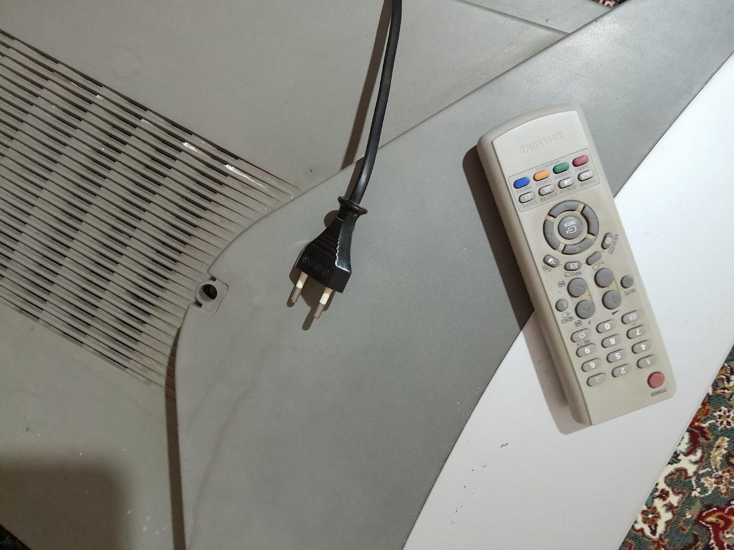 تلوزیون سامسونگ و دستگاه دیجیتال Maxeeder|تلویزیون و پروژکتور|شفت, |دیوار