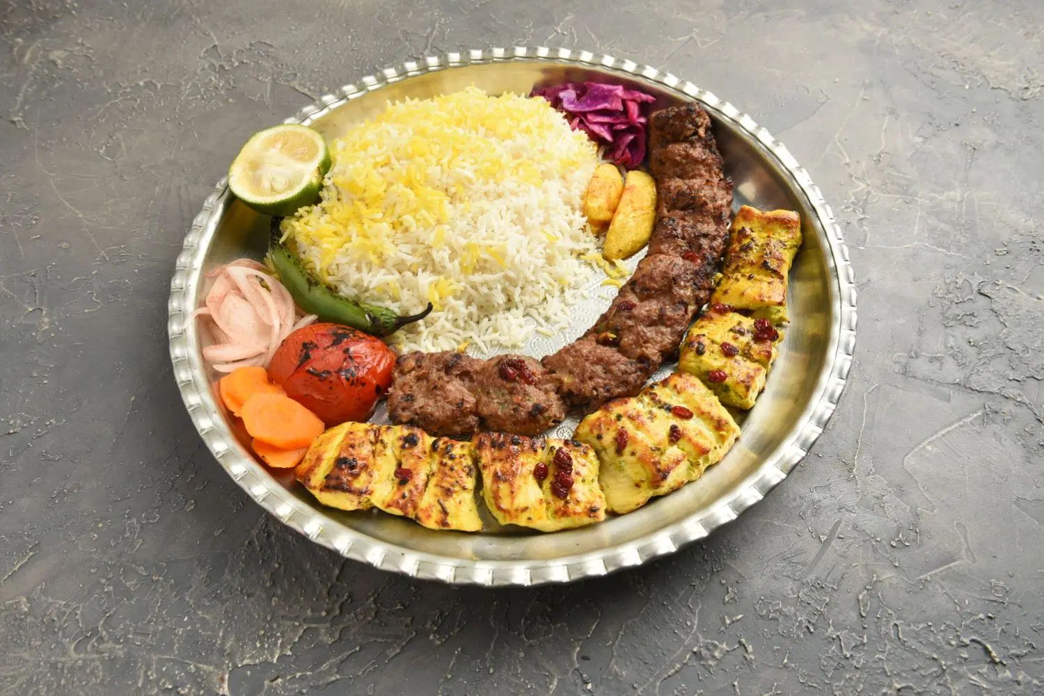 تهیه و پخت نذورات غذاهای تشریفاتی تالار ،باغ تالار|خدمات پذیرایی، مراسم|اندیشه, اندیشه فاز ۴|دیوار