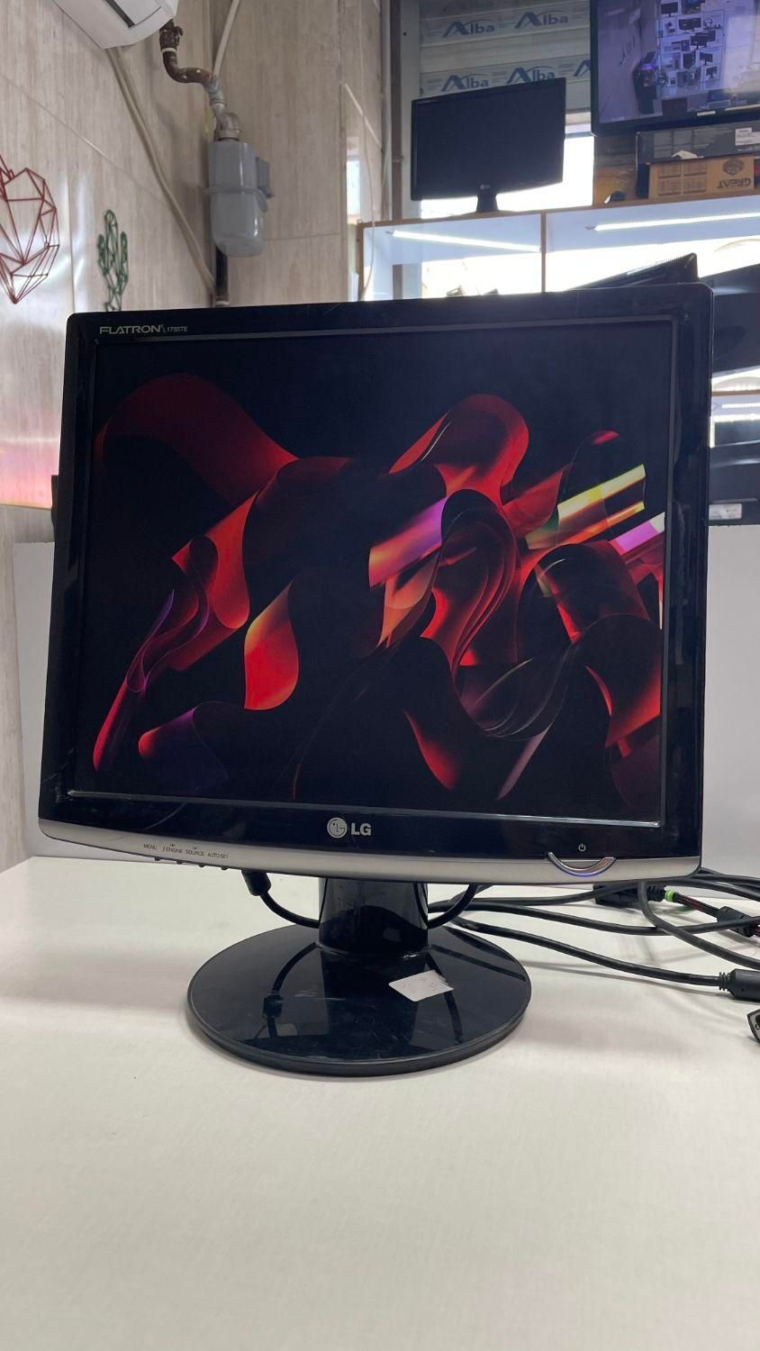 مانیتور 17 / 19 اینچ LED|قطعات و لوازم جانبی رایانه|ملارد, |دیوار