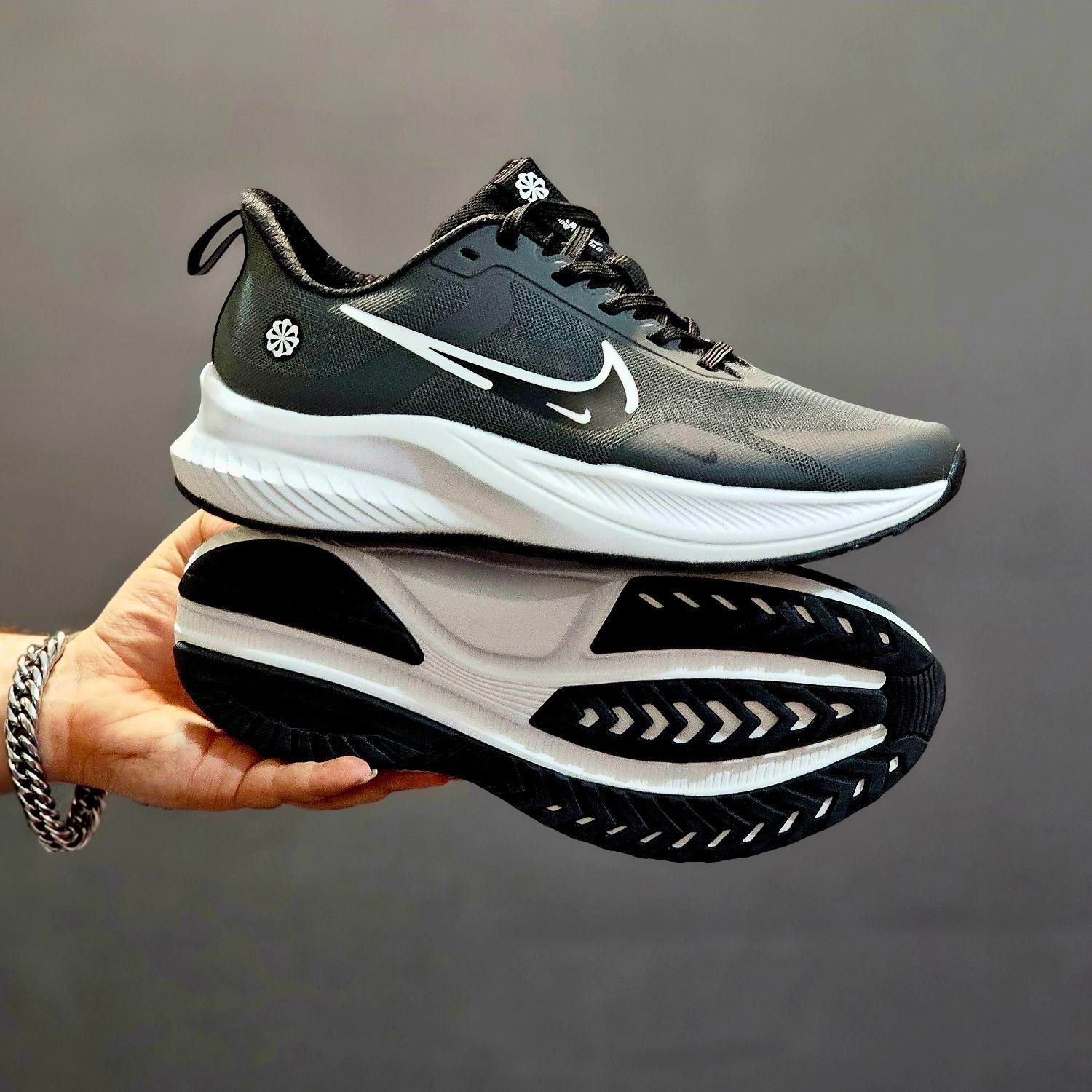 کتونی طوسی مشکی فرفره رانینگ H|کیف، کفش، کمربند|تهران, پرستار|دیوار