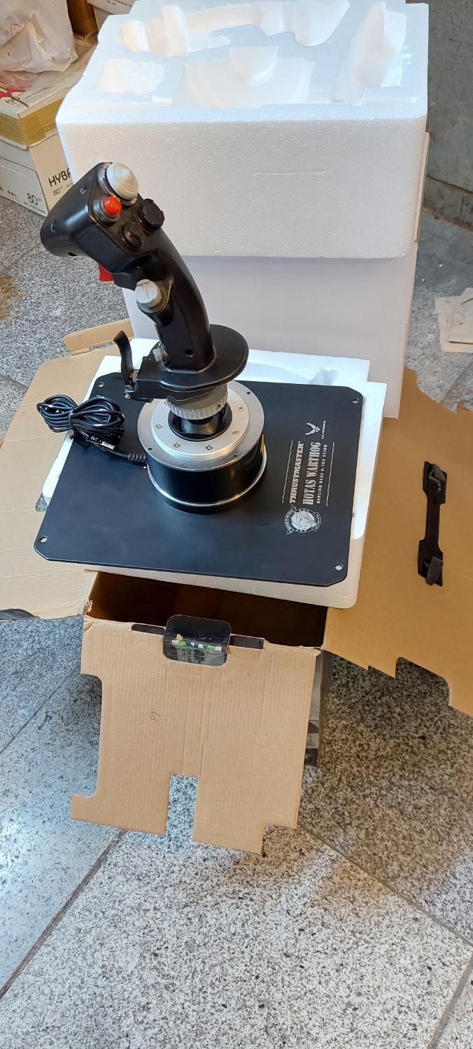 جوی استیک و اهرم گاز خلبانی تراست مستر|کنسول، بازی ویدئویی و آنلاین|تهران, طرشت|دیوار