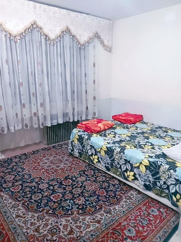 سوئیت پیاده تاحرم 5تا8دقیقه تمیز با پارکینگ ameri|اجارهٔ کوتاه‌مدت آپارتمان و سوئیت|مشهد, حرم مطهر رضوی|دیوار