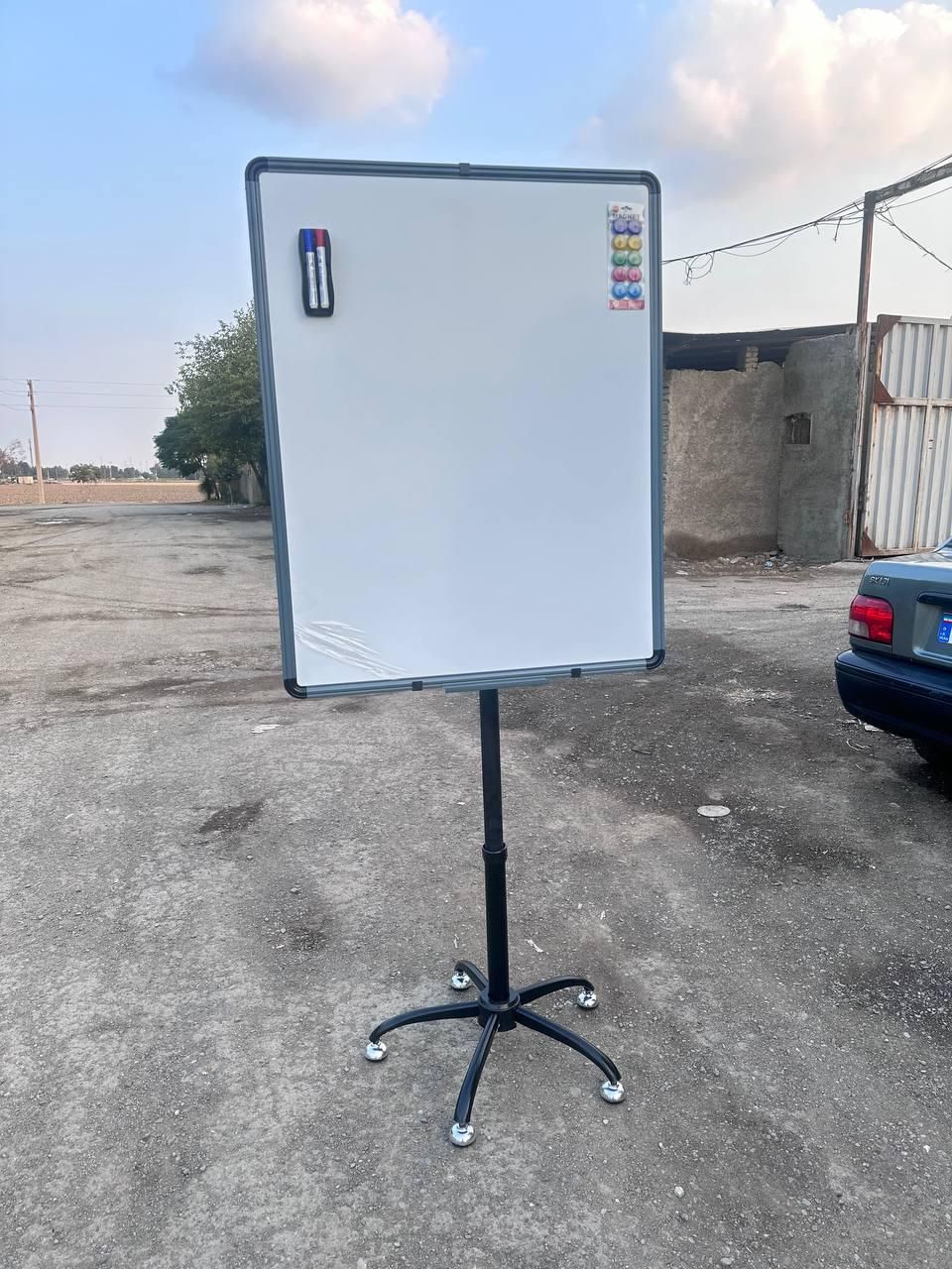 Magnetic stand whiteboard ( تخته وایت برد مدیریتی)|لوازم التحریر|تهران, امیر بهادر|دیوار