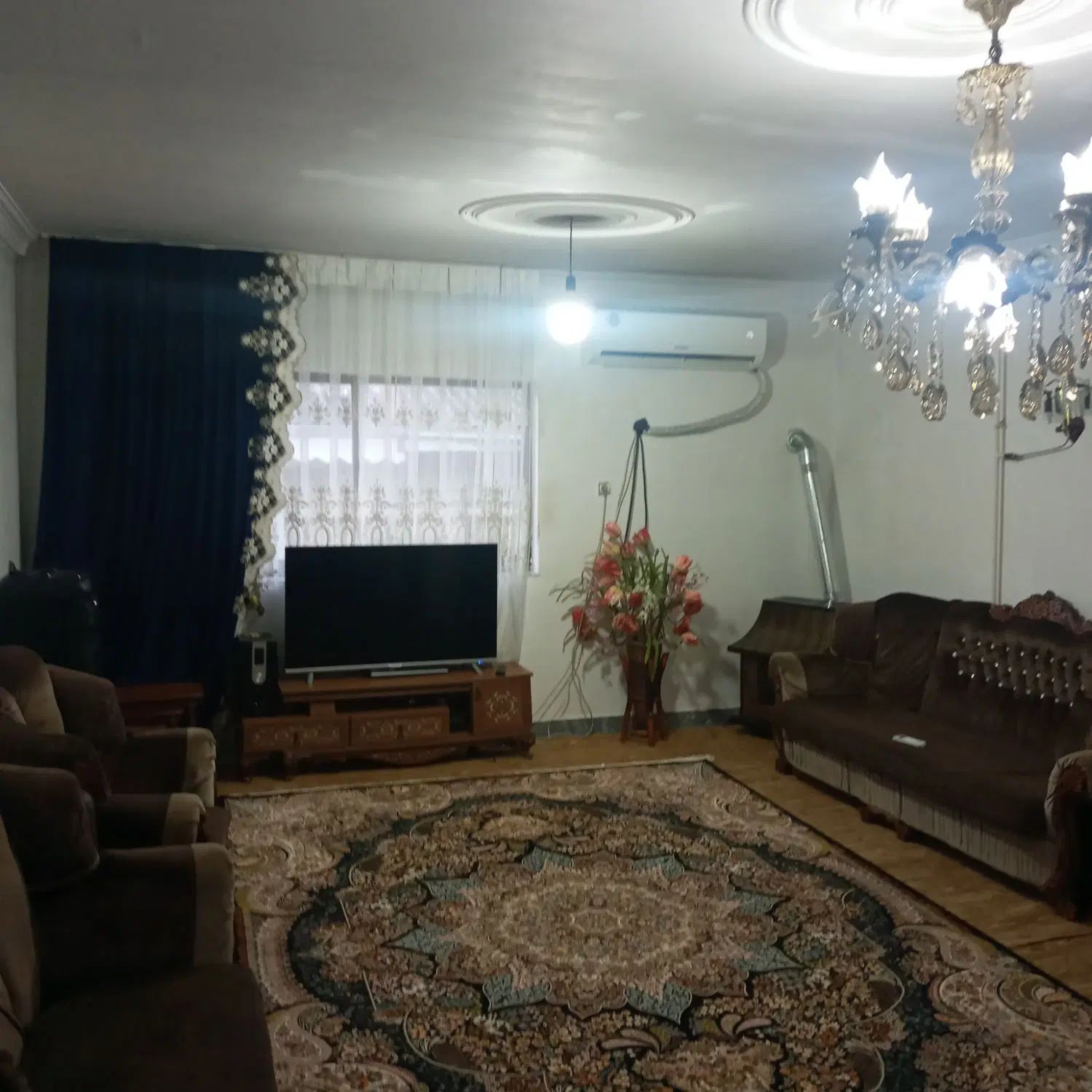 اجاره آپارتمان ۹۰ متری ۲ خوابه طبقه ۱ در حمیدیان|اجارهٔ آپارتمان|رشت, حمیدیان|دیوار