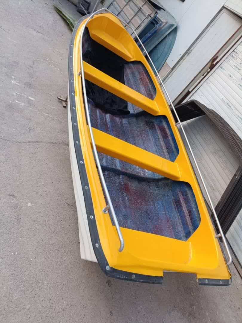 قایق فایبر گلاس پارویی پدالی موتوری|قایق و سایر وسایل نقلیه|نوشهر, |دیوار