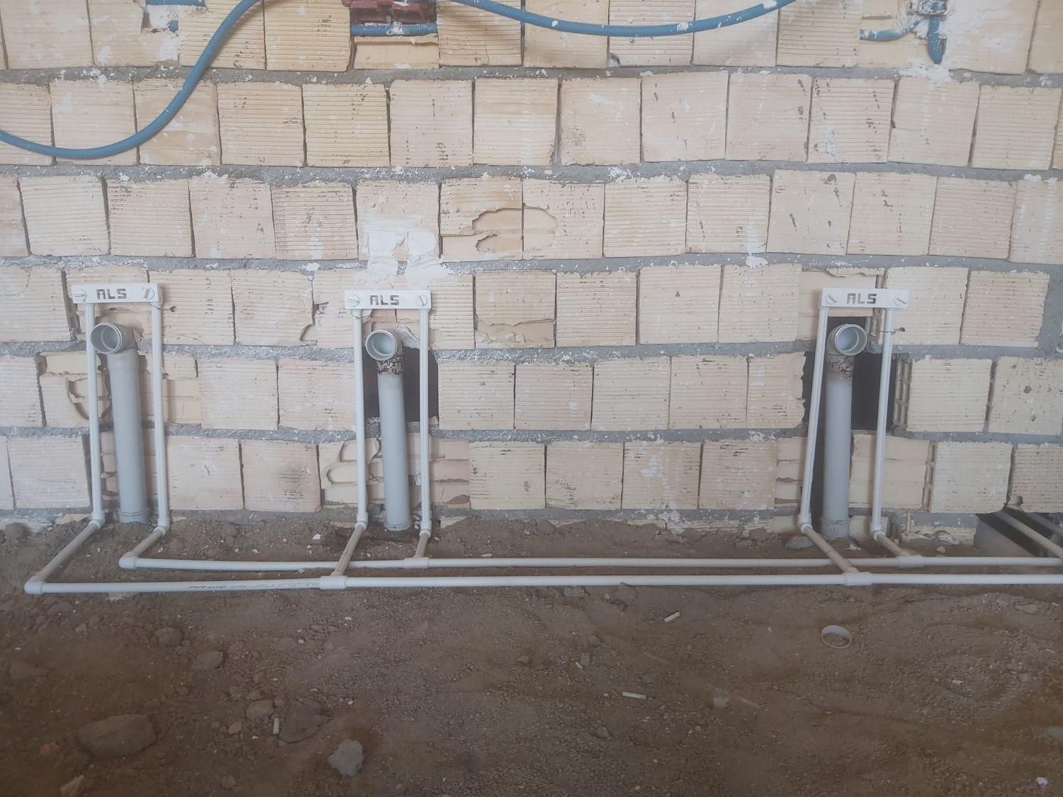 لولهکشی.آبگرمکن.کولربخاری.تعمیراتبا۳۵سالسابقه|خدمات پیشه و مهارت|بروجرد, |دیوار