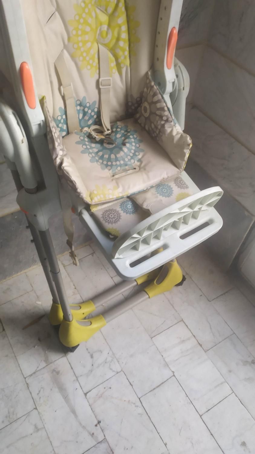 صندلی غذای کودک|تخت و صندلی بچه|تهران, هفت چنار|دیوار