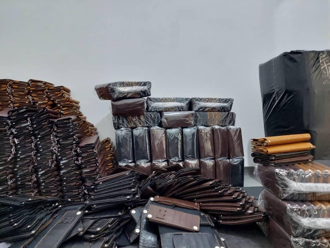 کیف پول کیف موبایل کیف کارت عابر از تولیدی|کیف، کفش، کمربند|اصفهان, پروین|دیوار