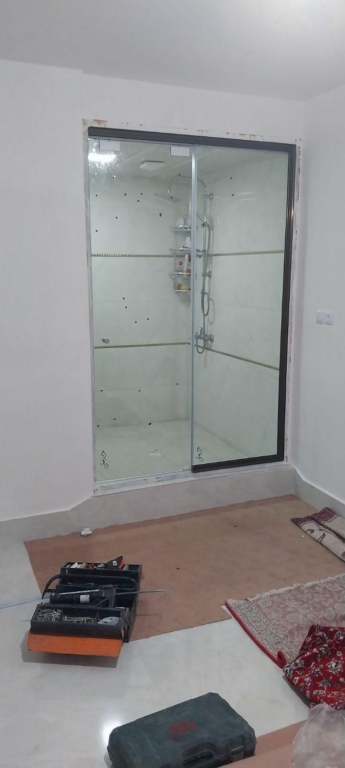 شیشه سکوریت.درب اتومات وکرکره برقی|خدمات پیشه و مهارت|ارومیه, |دیوار