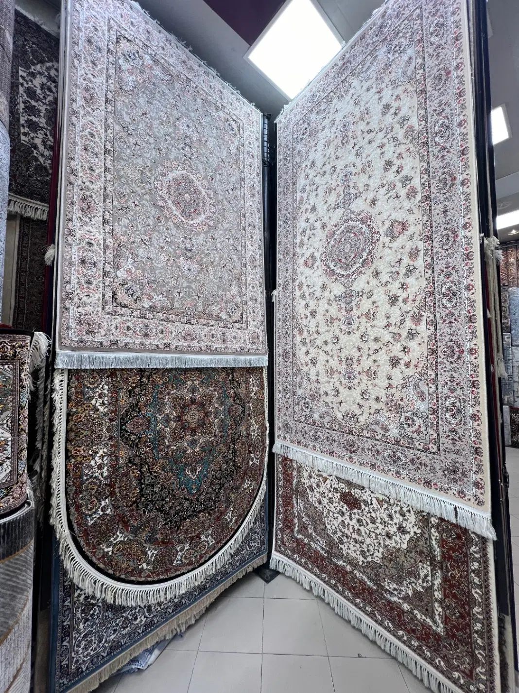 فرش قالیچه ۱۲۰۰ شانه (قیمت کارخانه در فرش نادر)|فرش|تبریز, |دیوار
