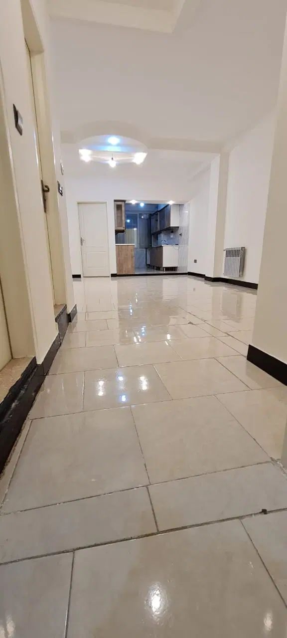 ۷۰متر آپارتمان واریانشهر رزکان نو خوش روبه نما|فروش آپارتمان|کرج, شهرک بنفشه|دیوار