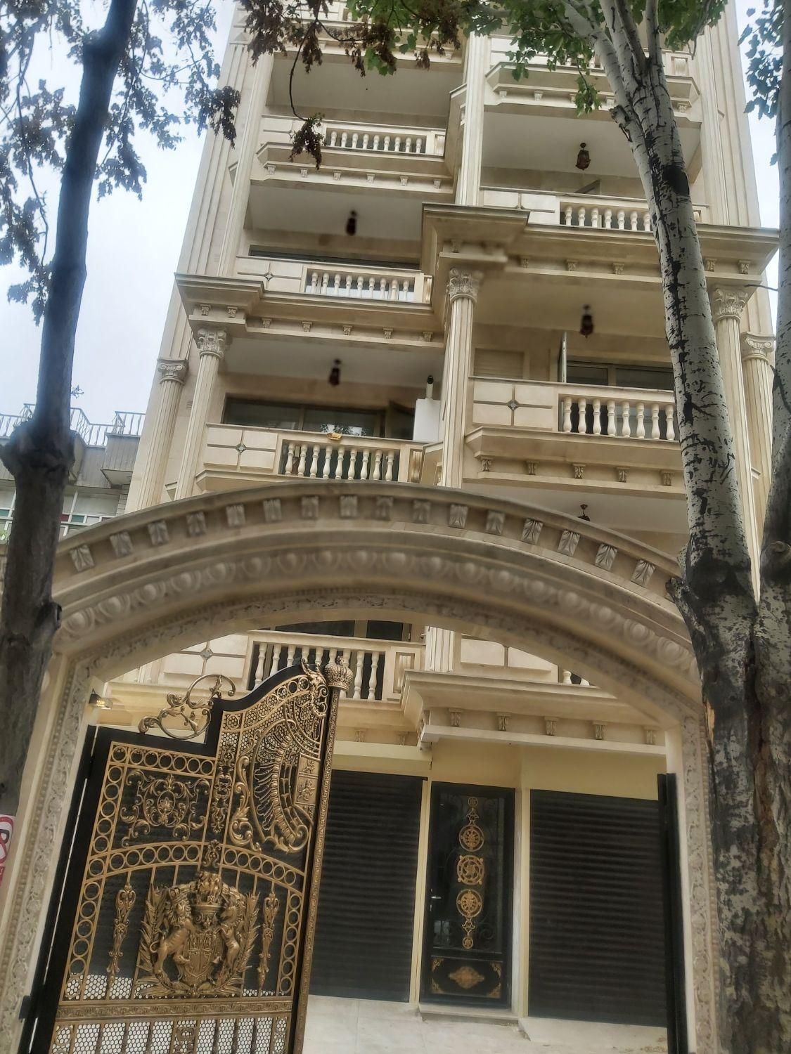 واحد ۱۲۰ متری در ولیعصر تختی کوی قبادی|فروش آپارتمان|تبریز, |دیوار