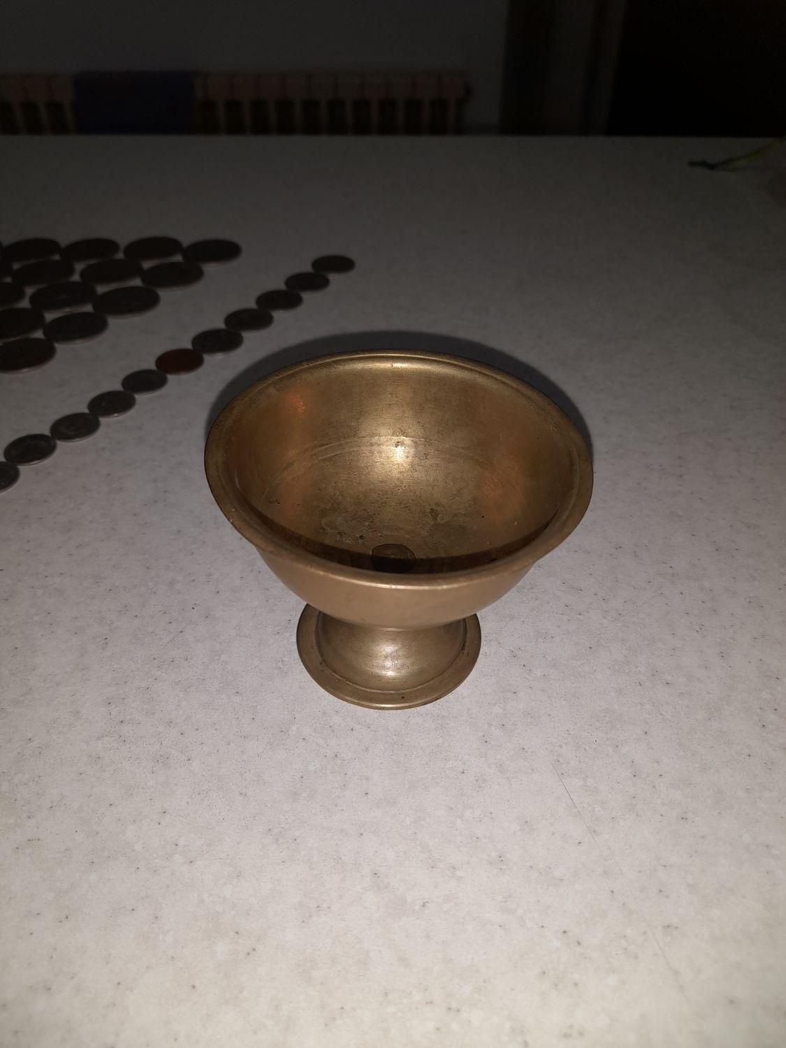 جام ریش تراشی وسکه قدیمی|کلکسیون اشیاء عتیقه|پرند, فاز ۶|دیوار