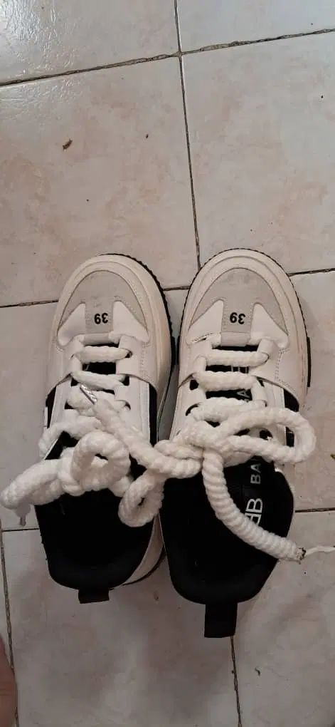کفش BALENCIAGA سایز 39|کیف، کفش، کمربند|تهران, امام حسین|دیوار