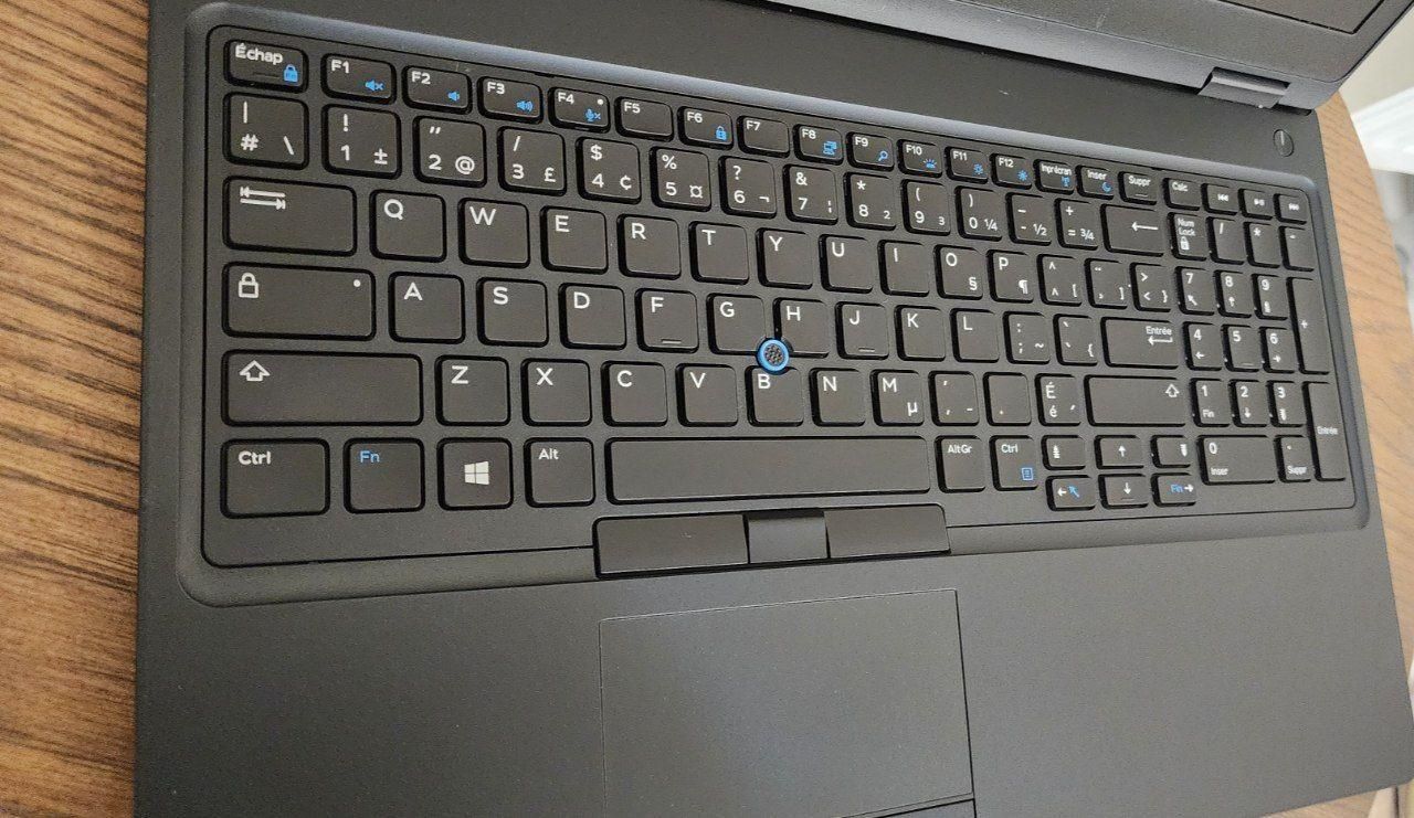 لپ تاپ dell percision 3530 i7 گرافیک 4|رایانه همراه|اصفهان, مهدی آباد|دیوار