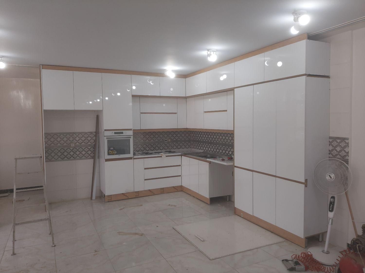 تعمیرات انواع کابینت و کمد دیواری و ساخت|خدمات پیشه و مهارت|اندیمشک, |دیوار