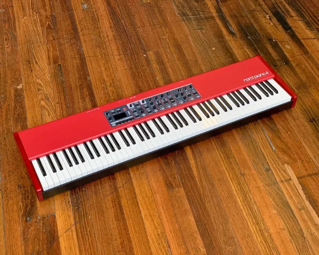 Nord Piano 4|پیانو، کیبورد، آکاردئون|تهران, شهران جنوبی|دیوار