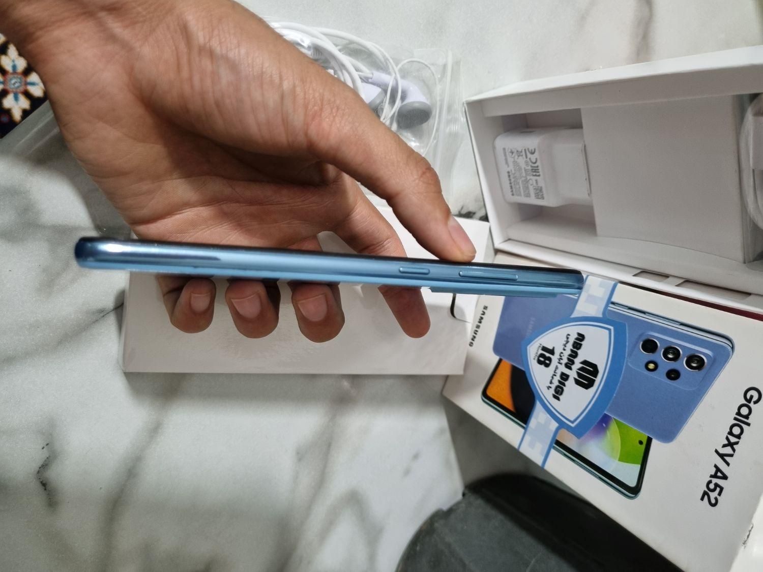سامسونگ Galaxy a52 بدون نقطه‌ نقد و معاوضه|موبایل|مشهد, کوی سیدی|دیوار