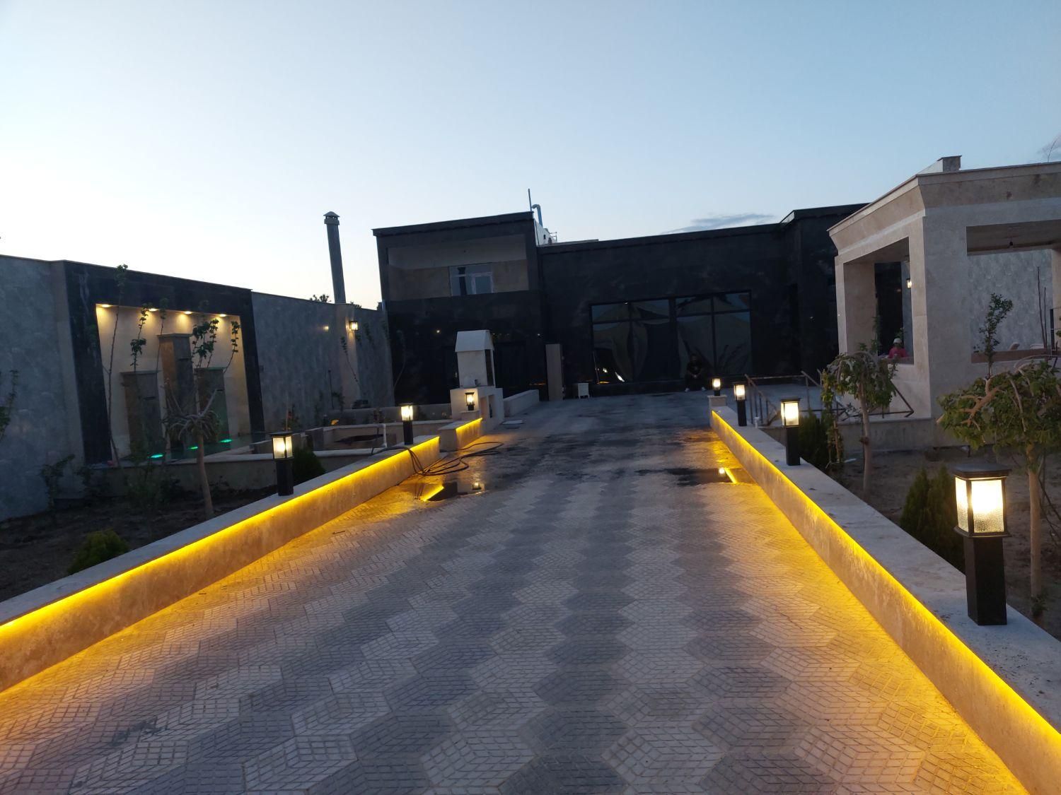 ویلا دوبلکس ۵۶۶متری مدرن بین قیامدشت وشهرک انقلاب|فروش خانه و ویلا|پاکدشت, پارچین|دیوار