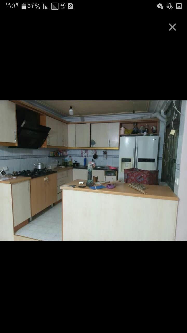 نصب برچسب کابینت .لگو .استیکر روی ماشین.|خدمات پیشه و مهارت|بندرعباس, |دیوار