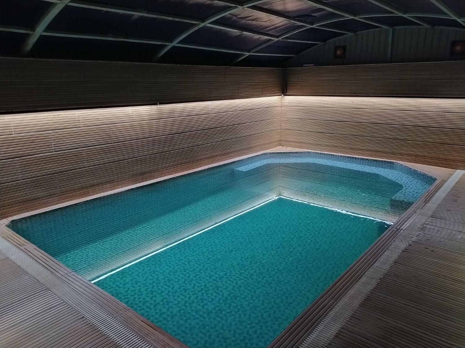 اجاره روزانه ویلا دوبلکس، سه خوابه، استخر آبگرم|اجارهٔ کوتاهمدت ویلا و باغ|اراک, |دیوار