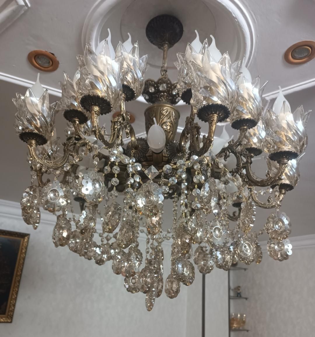 لوستر برنز ۱۰شاخه و۲۰شعله|لوستر و چراغ آویز|گلستان (تهران), |دیوار