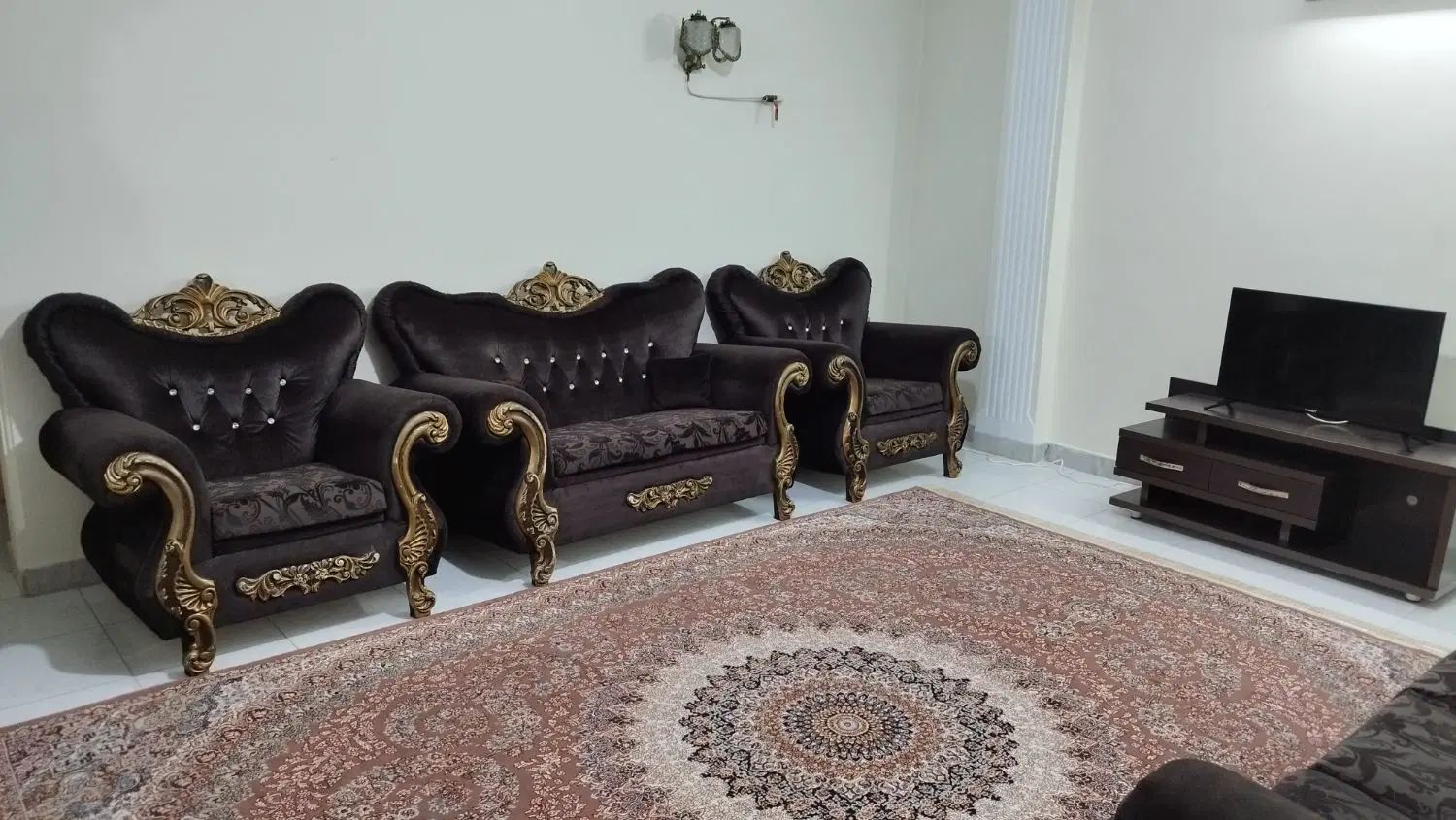 اجاره روزانه آپارتمان،توشیبا ،پارکینگ اختصاصی|اجارهٔ کوتاه‌مدت آپارتمان و سوئیت|رشت, کوی بیانی|دیوار
