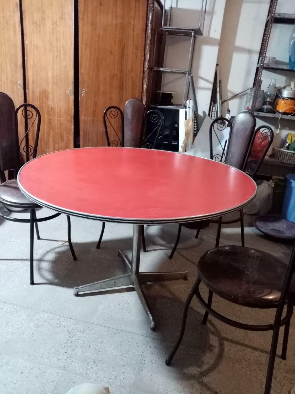 صندلی فرفورژه روکش چرمی بامیز|میز و صندلی غذاخوری|اصفهان, ناژوان|دیوار