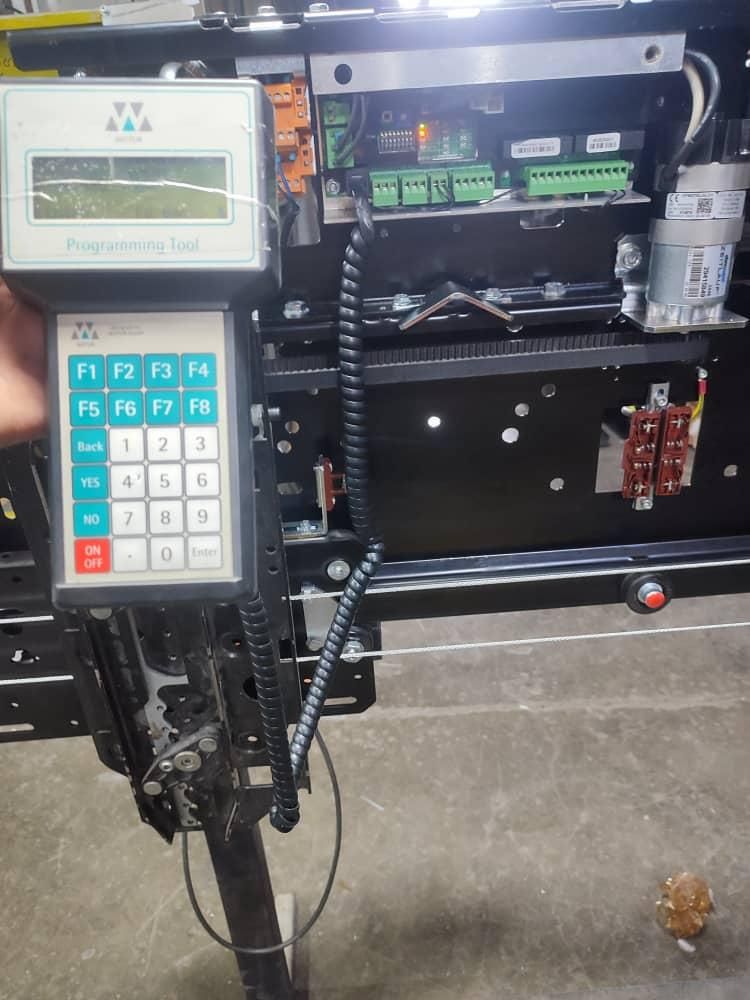 آسانسور های کششی ،بالابرهای هیدرولیکی|خدمات پیشه و مهارت|پرند, فاز ۳|دیوار