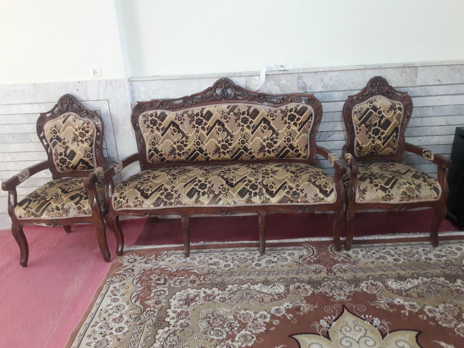 مبلمان سلطنتی|مبلمان خانگی و میز عسلی|خمینی‌شهر, |دیوار