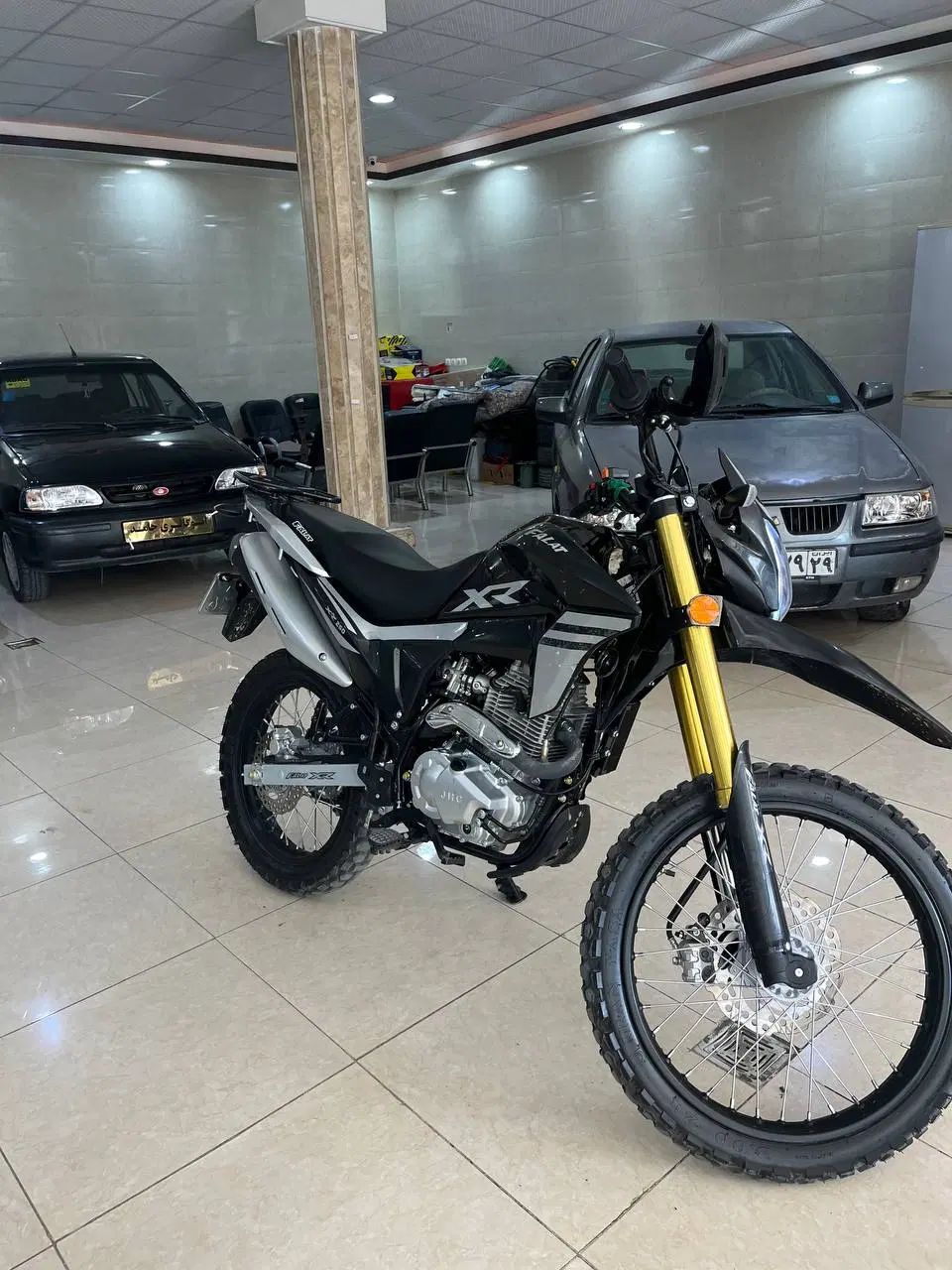 فلات 250XR اقساطی|موتورسیکلت|کرمانشاه, |دیوار