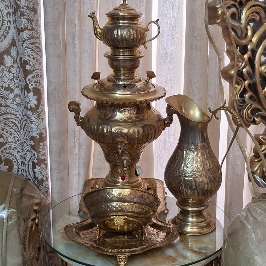 سماور برنجی برنزی ۵لیتر  قلم دست سنگین ورق ضخیم|صنایع دستی و سایر لوازم تزئینی|تهران, مینابی|دیوار