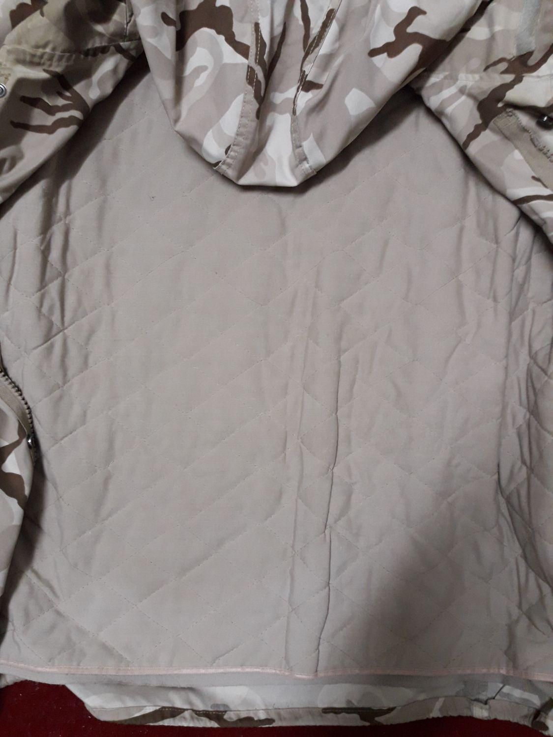 لباس نظامی/اورکت|لباس|اصفهان, فجر|دیوار