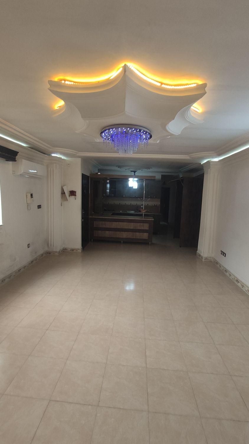 آپارتمان 80متری وسط شهر خشکبیجار سندتکبرگ/آناملک|فروش آپارتمان|خشکبیجار, |دیوار