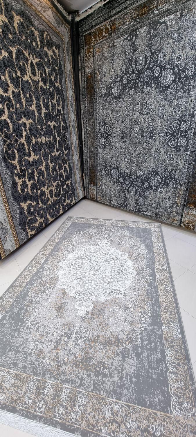 فرش ۷۰۰شانه طرح هفتصدشانه رنگ توسی سبز و طوسی قرمز|فرش|مشهد, هدایت|دیوار