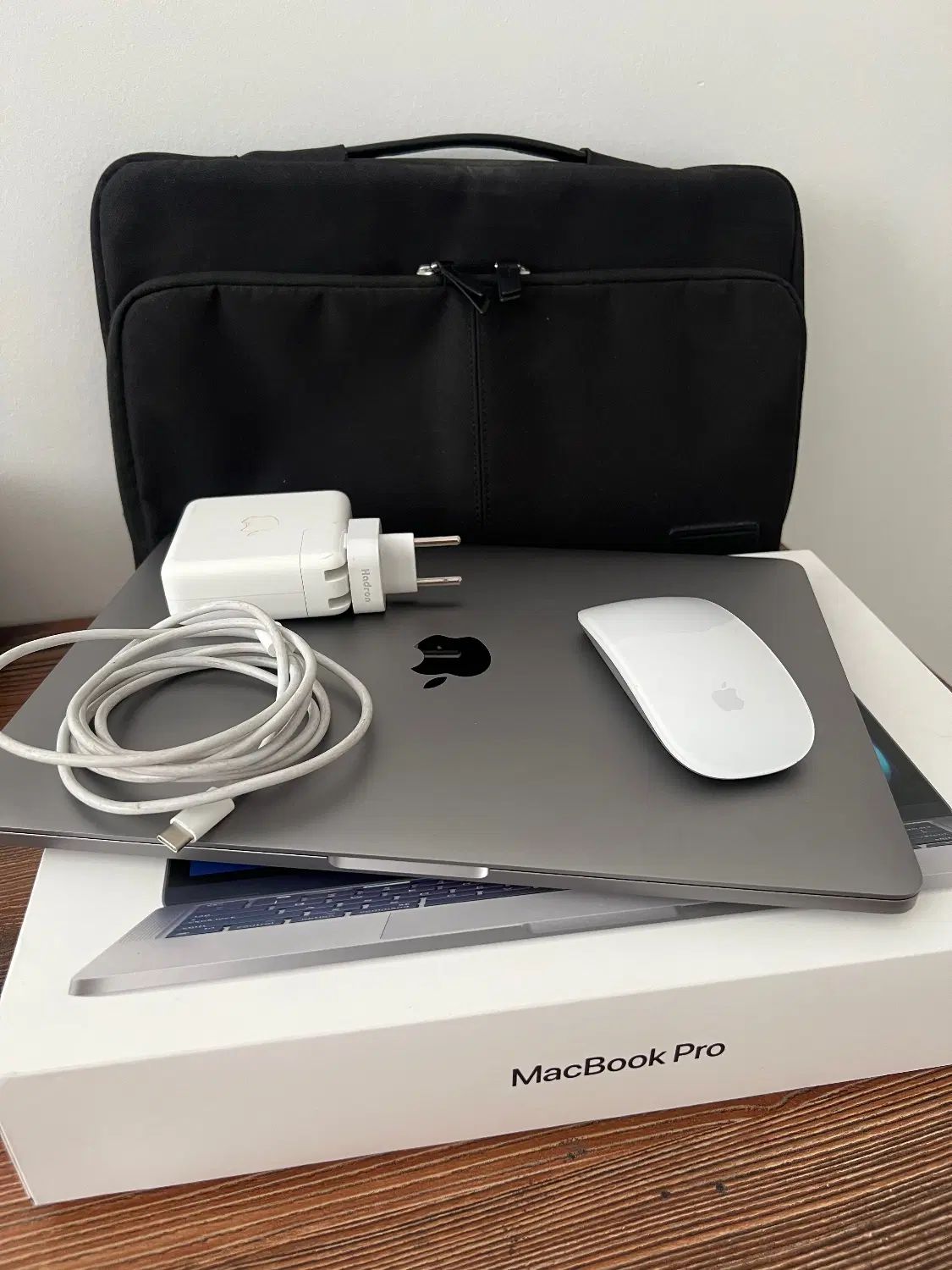 MacBook Pro M2 2022 13-inch 256G & Magic mouse|رایانه همراه|تهران, سبلان (لشگر)|دیوار