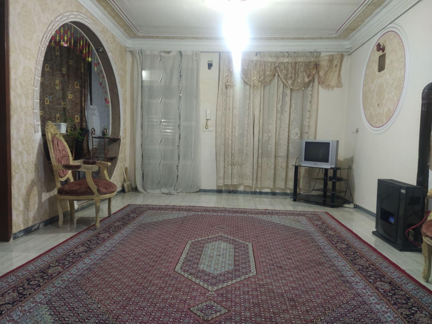 سویت امن وتمیز باتخت وپتوی تمیز|اجارهٔ کوتاه‌مدت آپارتمان و سوئیت|کرمانشاه, |دیوار