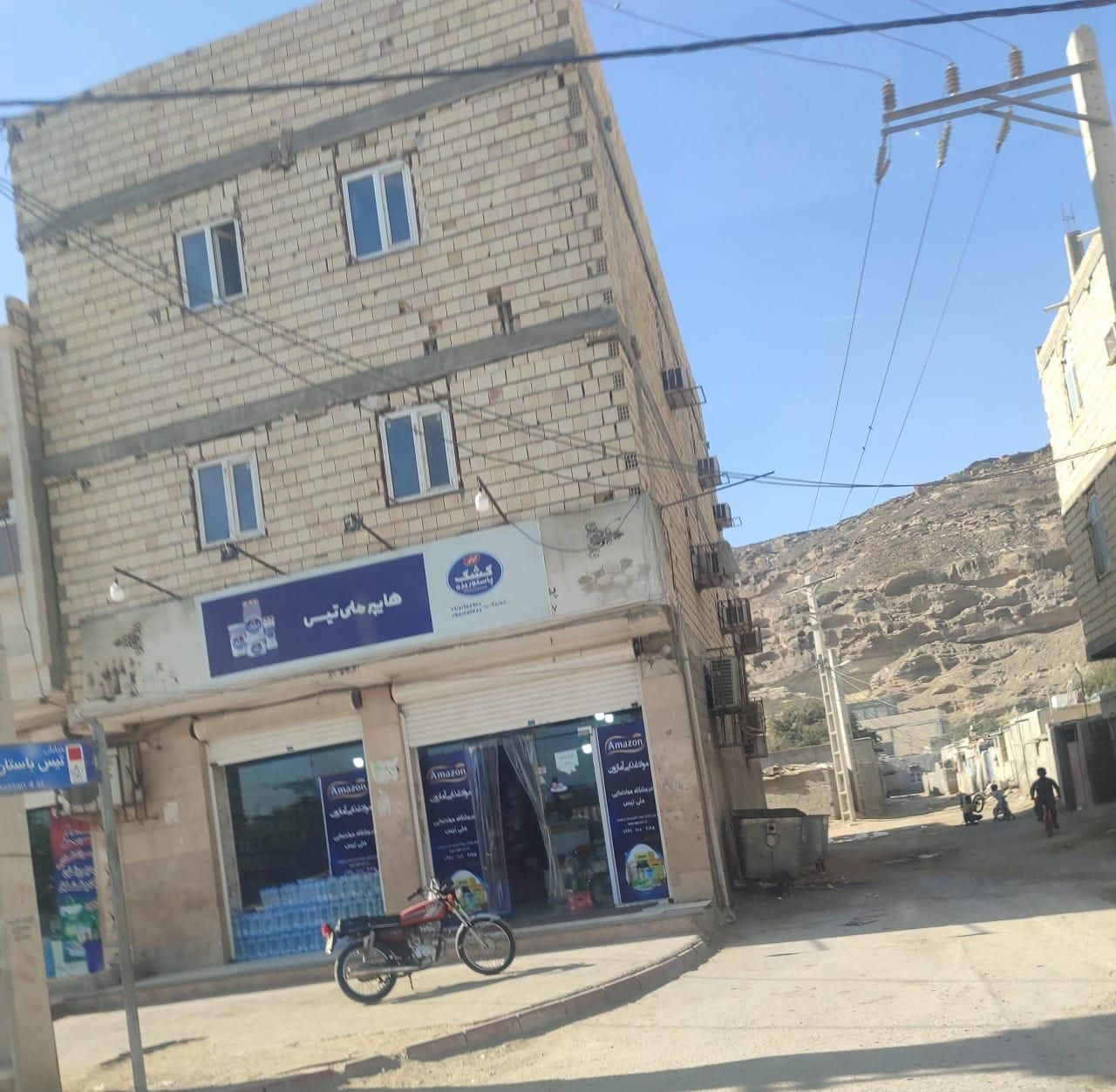 چابهار اول تیس سر خیابان اصلی اجاره 4واحد مسکونی|اجارهٔ آپارتمان|چابهار, |دیوار