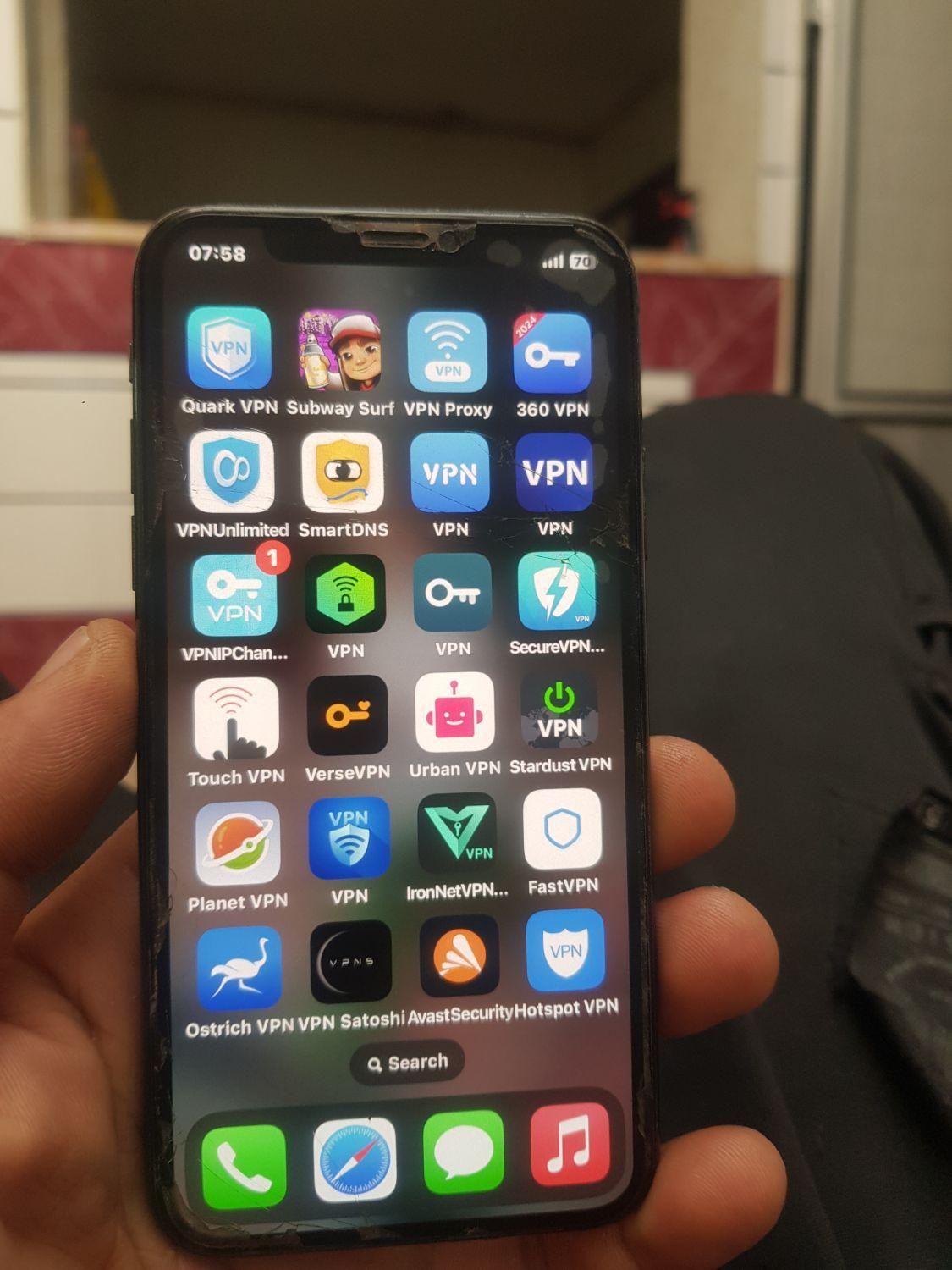 اپل iPhone X با حافظهٔ ۶۴ گیگابایت|موبایل|شهرکرد, |دیوار