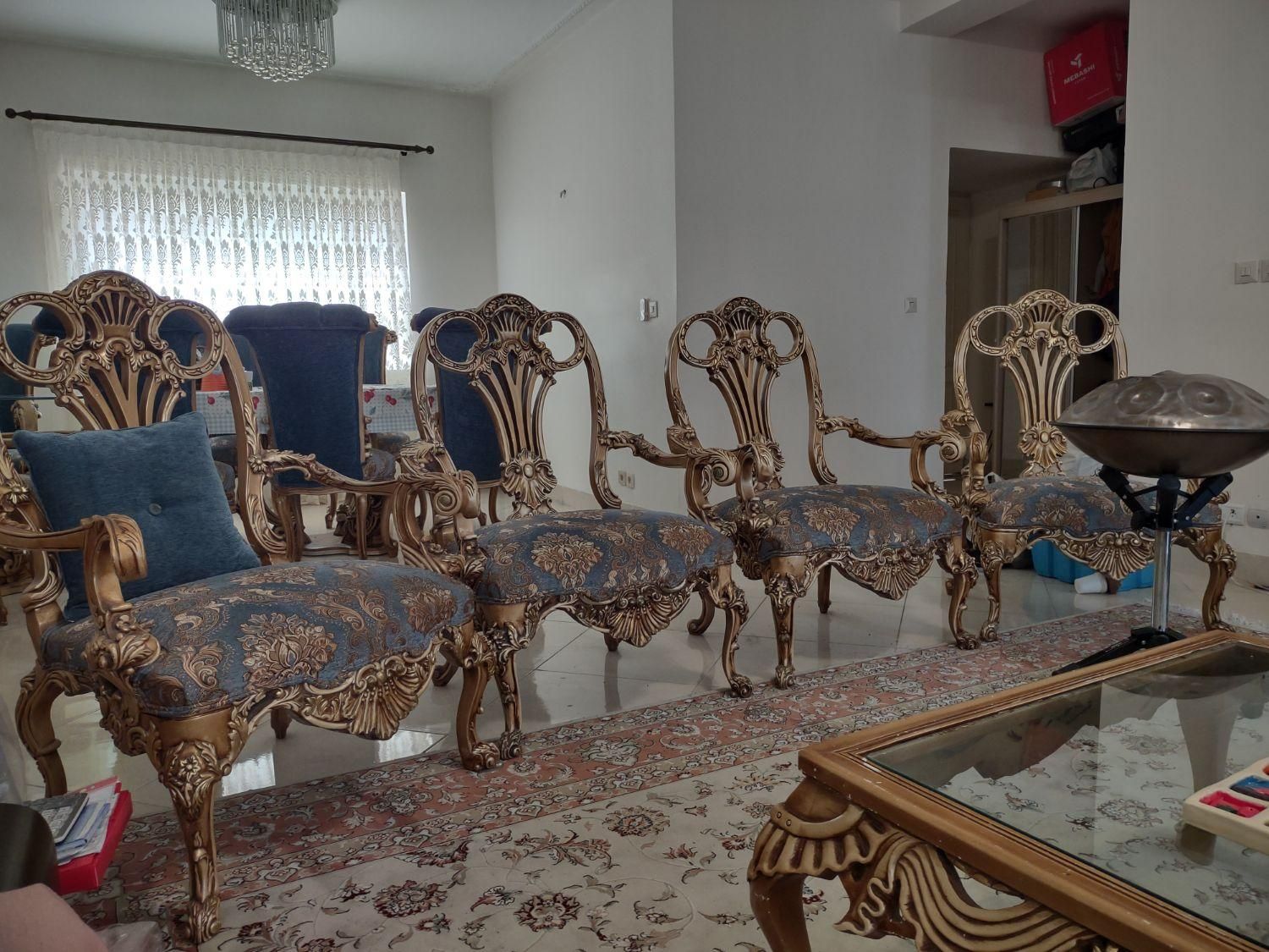 مبل سلطنتی ۷نفره و ناهارخوری ۸ نفره|مبلمان خانگی و میز عسلی|رشت, گلسار|دیوار