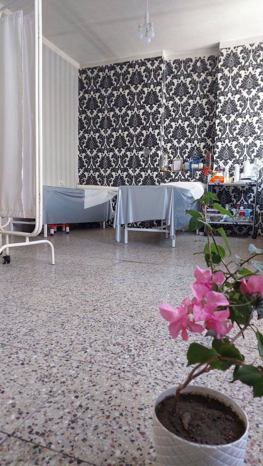 حجامت و زالو درمانی و طب سوزنی و بادکش|خدمات آرایشگری و زیبایی|ارومیه, |دیوار