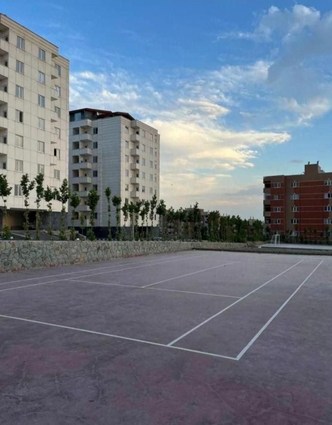 فروش ۱۰۷ متری//  برج باغ نیکان//پارکینگ مسقف|فروش آپارتمان|هشتگرد, شهرک گلها|دیوار