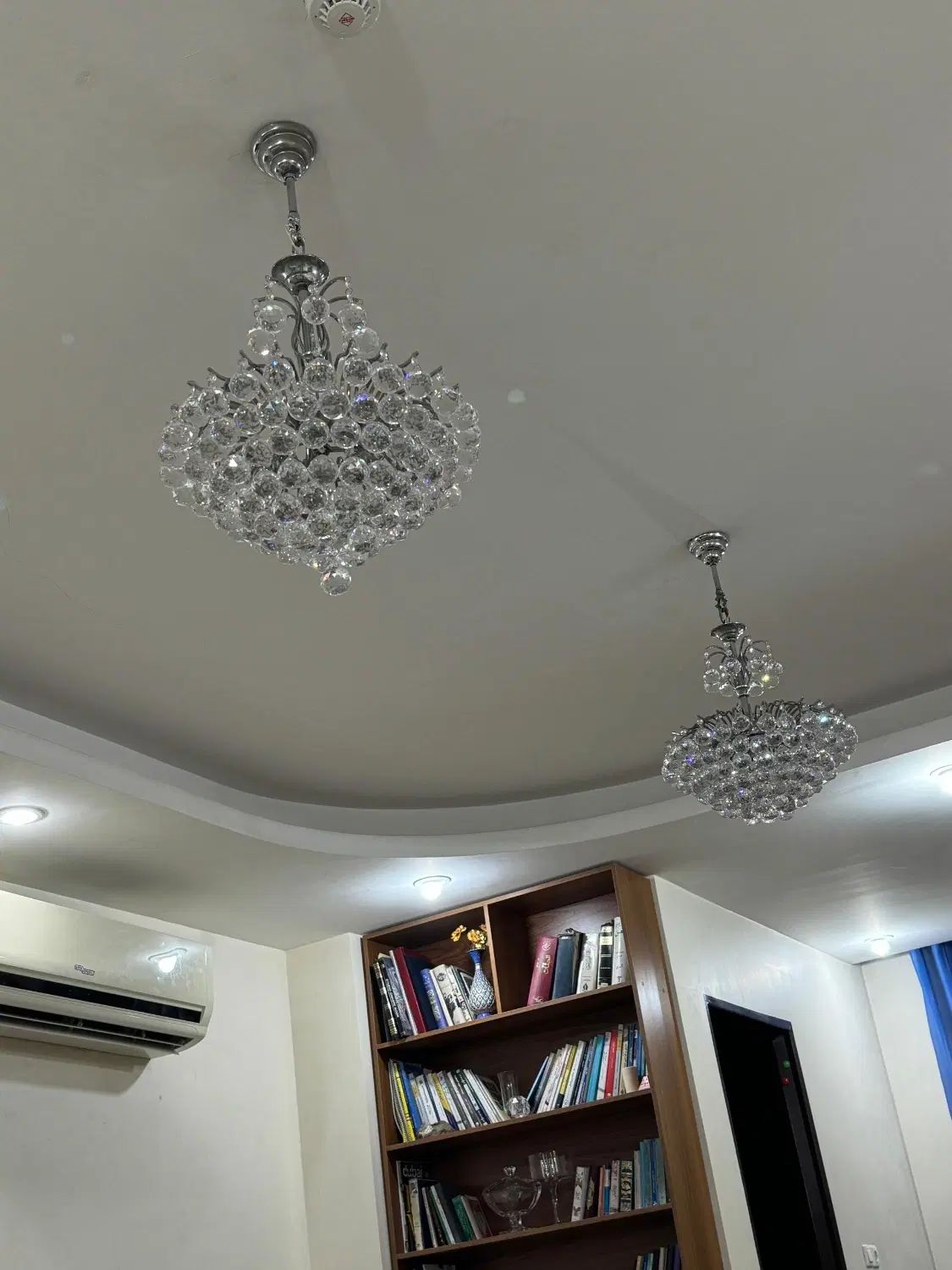 دو عدد لوستر با گوهای کریستالی وارداتی درجه۱|لوستر و چراغ آویز|اهواز, کیانپارس |دیوار